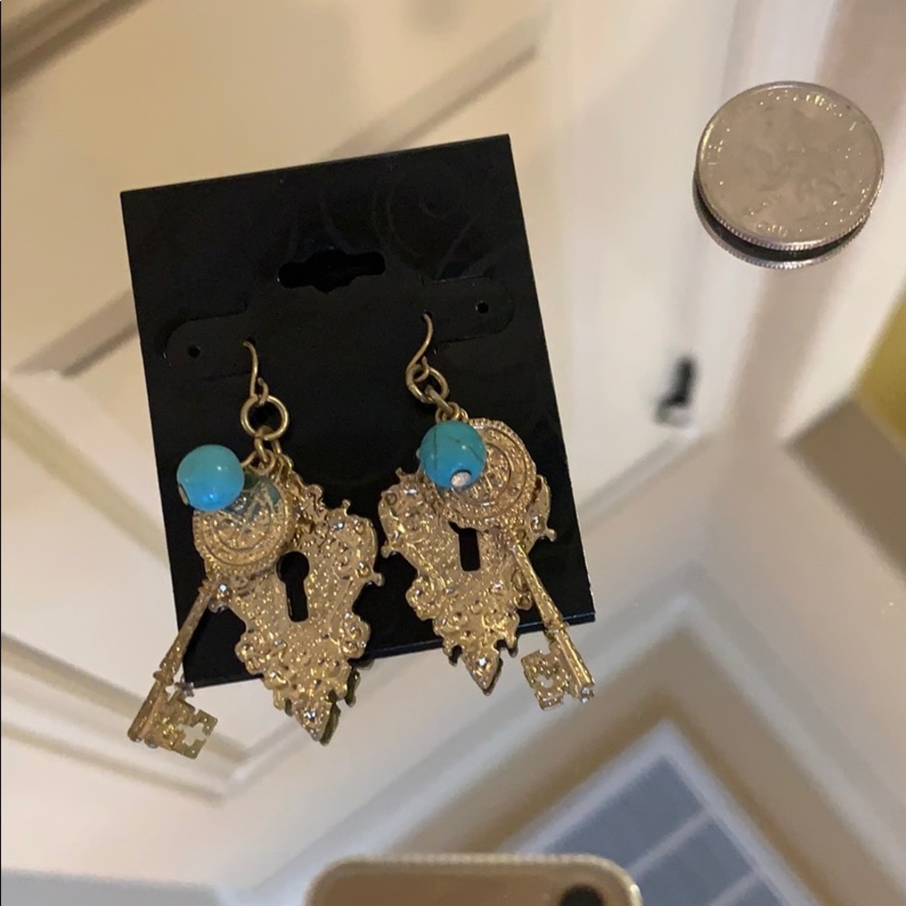 Cute gold & turquoise key and key hole earrings